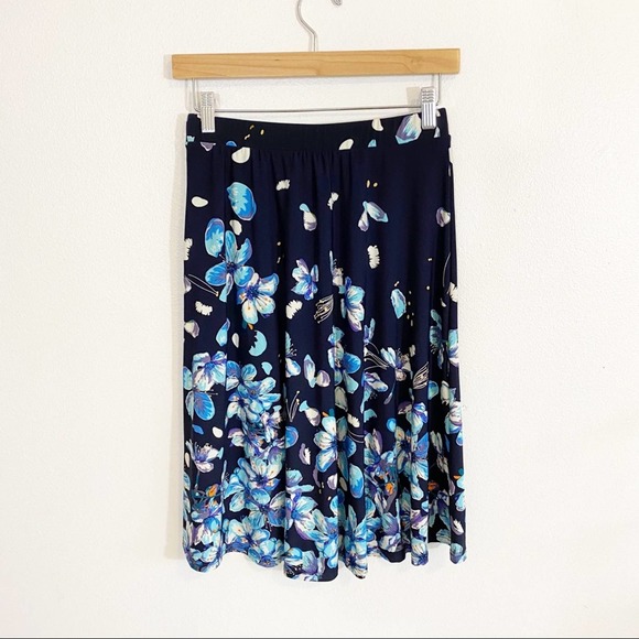 Gilli Blue & Black Floral Midi Skirt Size Small - Picture 4 of 9